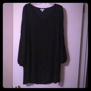 Solid Black silky split sleeve dress!